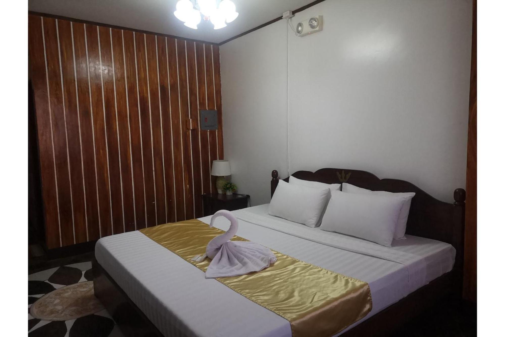 Oyo 880 Flores De Musa Inn Puerto Princesa Zewnętrze zdjęcie