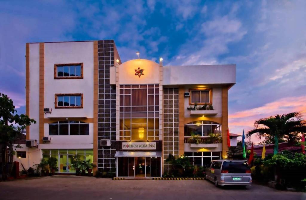 Oyo 880 Flores De Musa Inn Puerto Princesa Zewnętrze zdjęcie