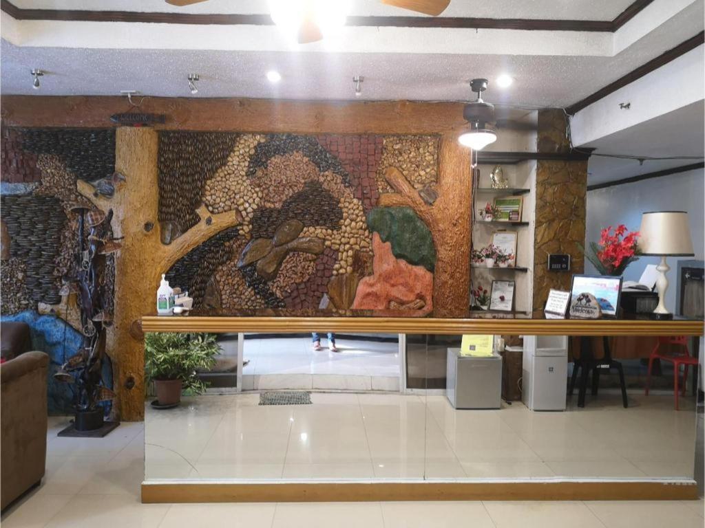 Oyo 880 Flores De Musa Inn Puerto Princesa Zewnętrze zdjęcie