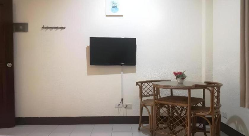 Oyo 880 Flores De Musa Inn Puerto Princesa Zewnętrze zdjęcie